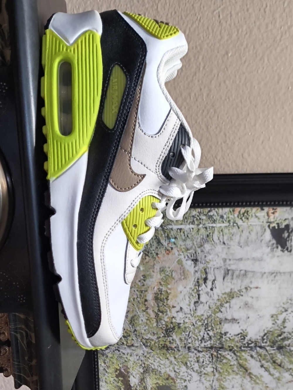 Nike Air Max Size 5.5Y Or 7w (38 Euro)  White, Black & Volt